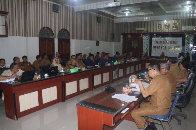 RAPAT PANSUS : PEMBAHASAN RANPERDA KABUPATEN ASAHAN TENTANG RPJPD TAHUN 2025-2045