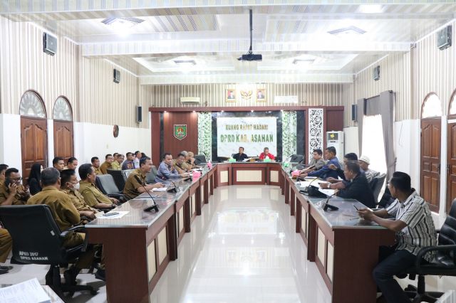 Senin (10/04/2023) Rapat Lanjutan Pembahasan LKPJ Kepala Daerah T.A 2022 diruang Rapat Madani