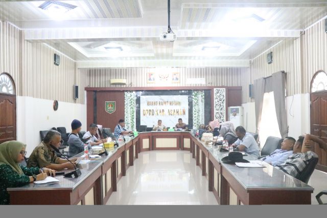 RAPAT BANMUS DPRD KABUPATEN ASAHAN : PENETAPAN JADWAL KEGIATAN BULAN AGUSTUS 2024