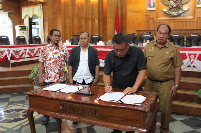 Rapat Paripurna Dalam Acara Penyampaian Pendapat Akhir Fraksi-Fraksi DPRD Kab. Asahan Terhadap Ranperda Tentang Perubahan APBD Kab. Asahan T.A 2022